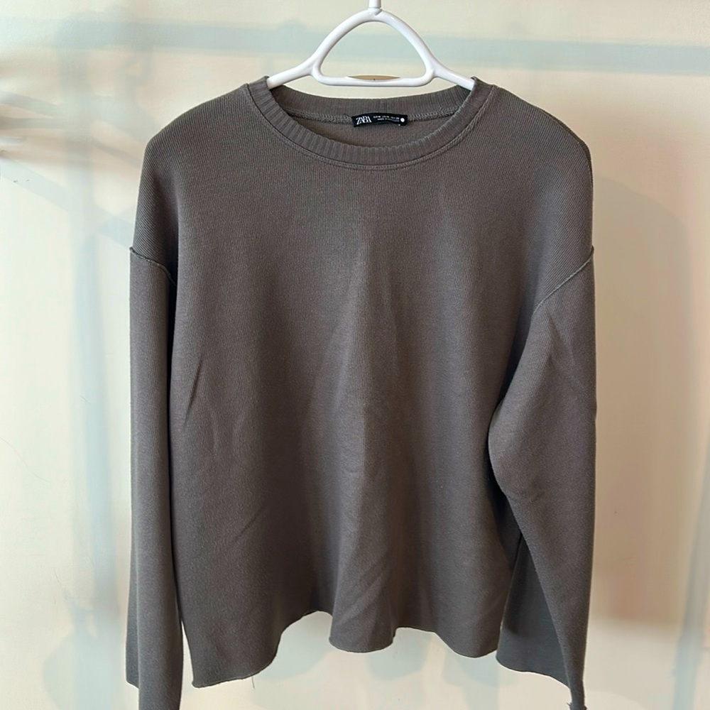 Zara basic long bell sleeve tee